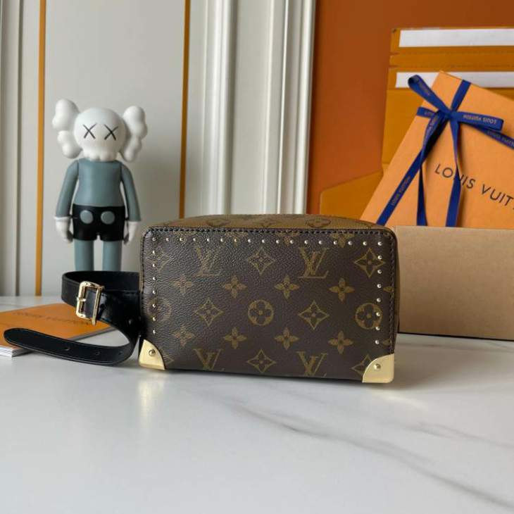Picture of Louis Vuitton Handbags _SKUfw230463724fw